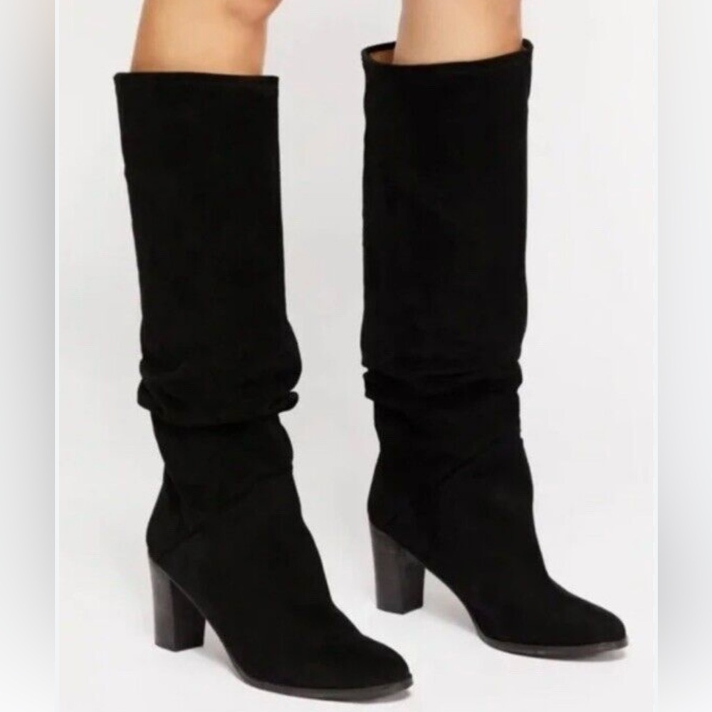 Free People Tennison Tall
Suede Boots Black Ruched Slouchy Pull On 38/8 NEW